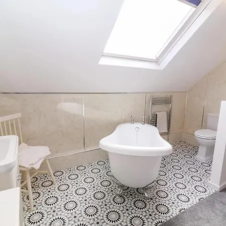 3 Bed In Oc-t33753 펜션 리펀