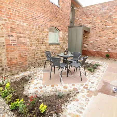 3 Bed In Oc-t33753 *